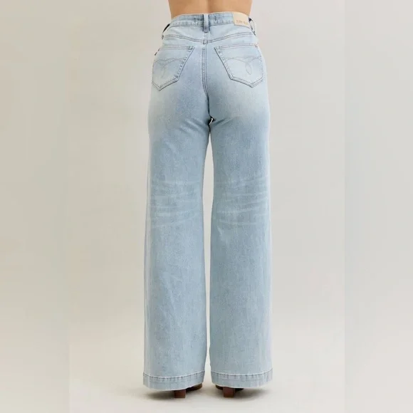 Judy Blue High Waist Retro Wide Criss-Cross Waistband Mild Destroy Jeans - Picture 9 of 10